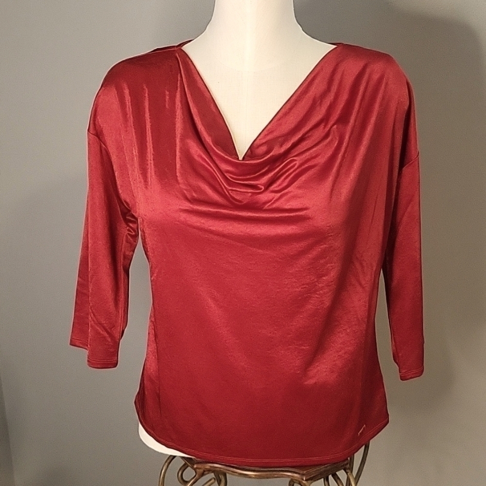 Tahari Red Drape Neck 3/4 Sleeve Stretchy Shiny Pullover Top - Size S